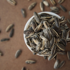 Sunflower Seeds: Vitamin E with a Crunch
